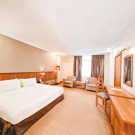 Starlodge Kampong Jerudong Esterno foto