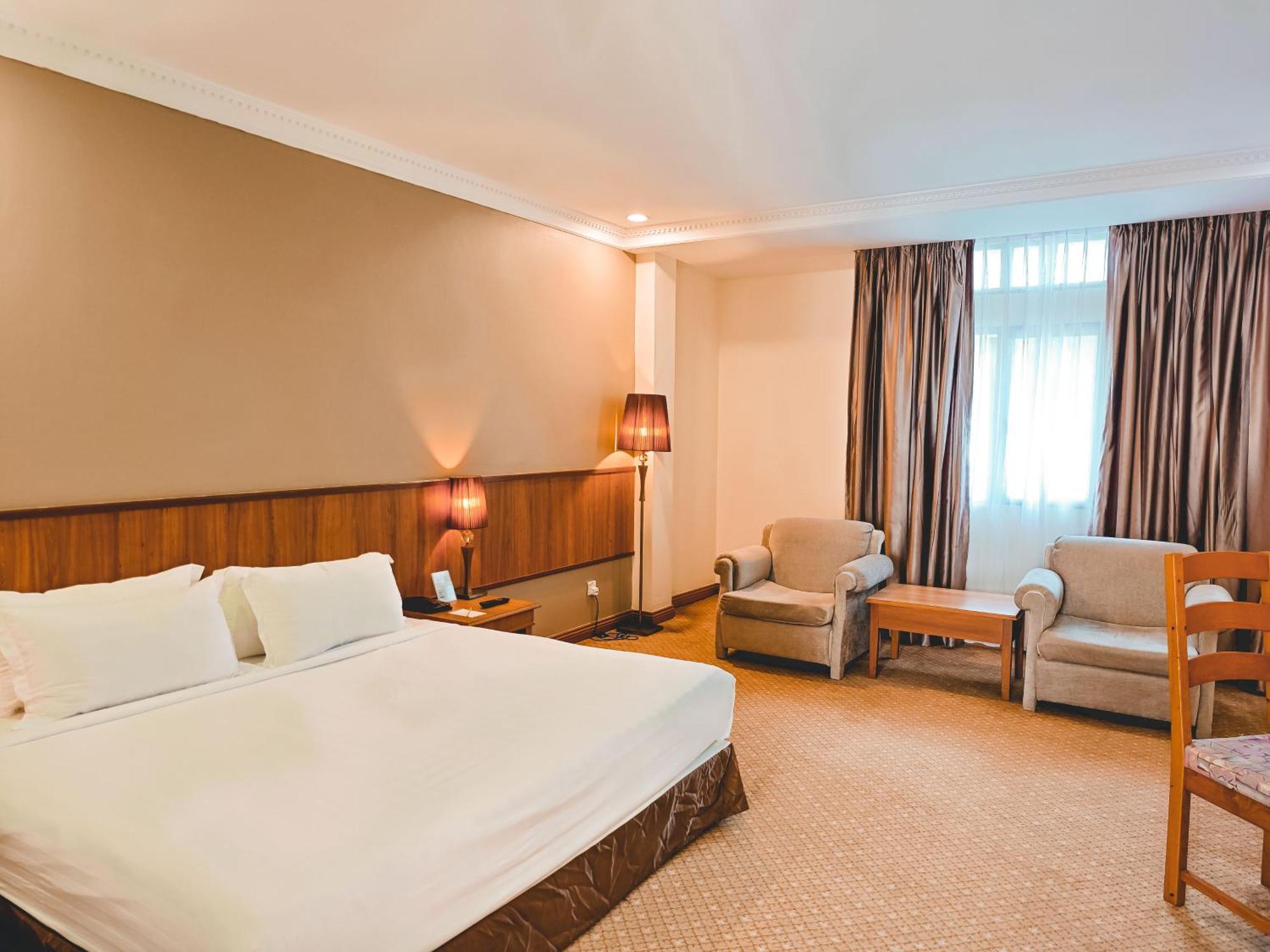 Starlodge Kampong Jerudong Esterno foto