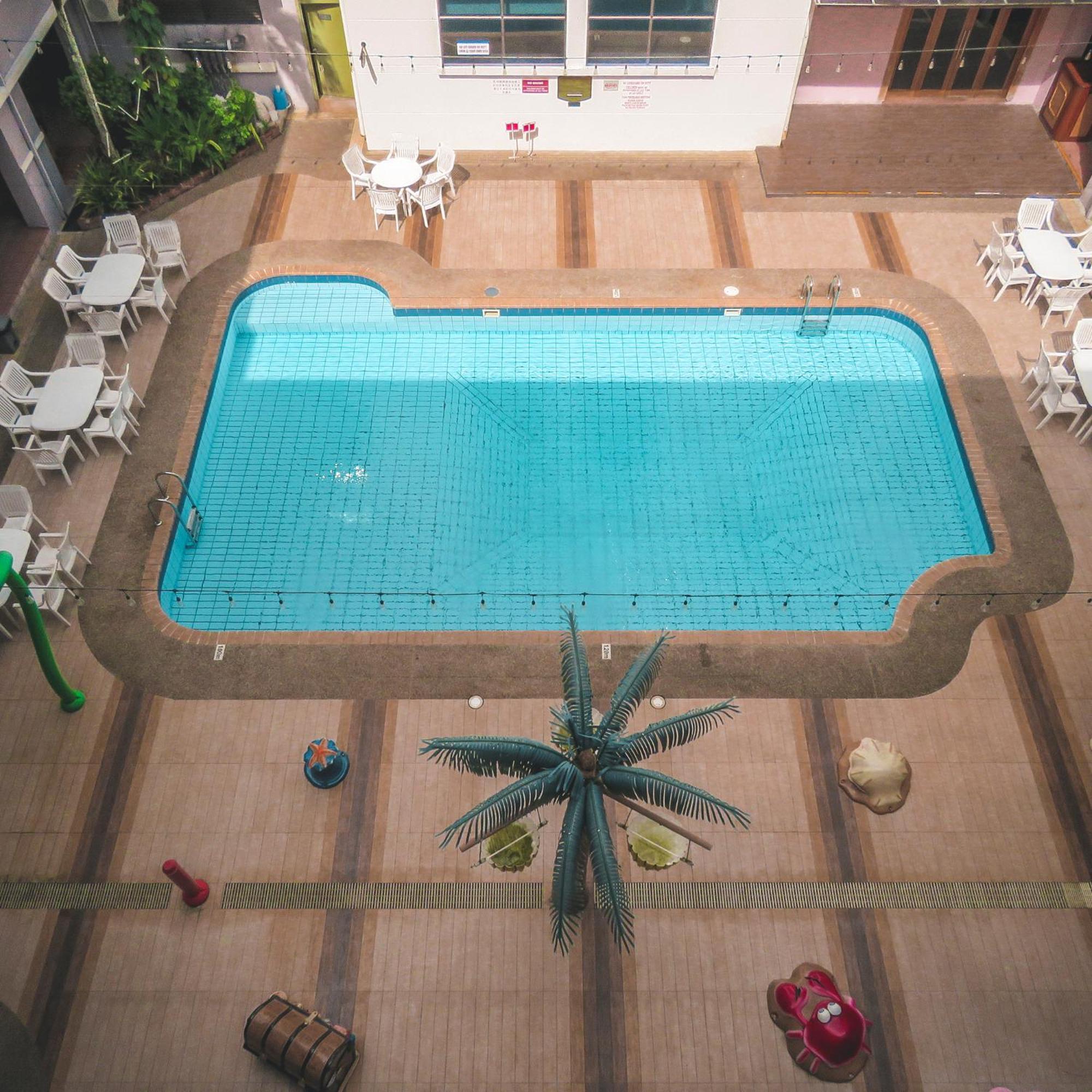 Starlodge Kampong Jerudong Esterno foto