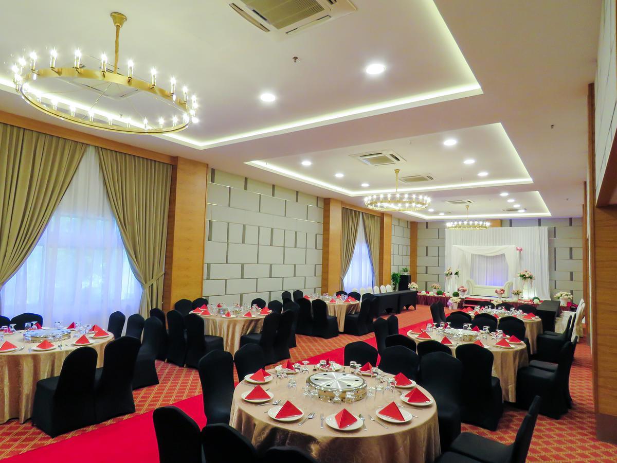 Starlodge Kampong Jerudong Esterno foto